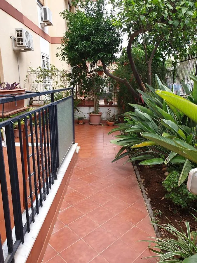 La Casa Di Lalla Vicino Mondello Appartement Palermo 0*,  Italië