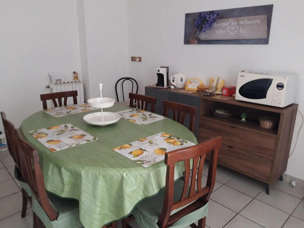 La Casa Di Lalla Vicino Mondello Appartement Palermo Italië